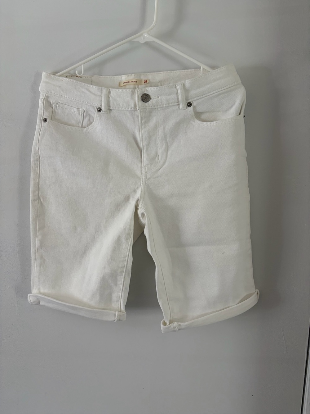 Levi's Women’s White Bermuda Denim Shorts Never worn